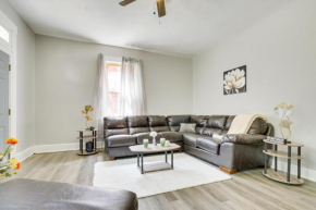 Cincinnati Vacation Rental about 4 Mi to Downtown!